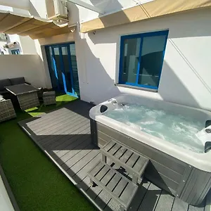  Apartamento Puerto Rico With Outdoor Jacuzzi